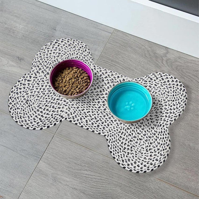 Hand Braided Polyester Bone Design Pet's Mat | 16 x 24 inches