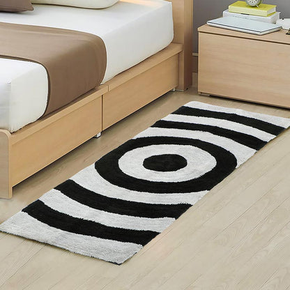 Trendy Modern Polyester Area Rugs |60x20 Inches Black and Silver