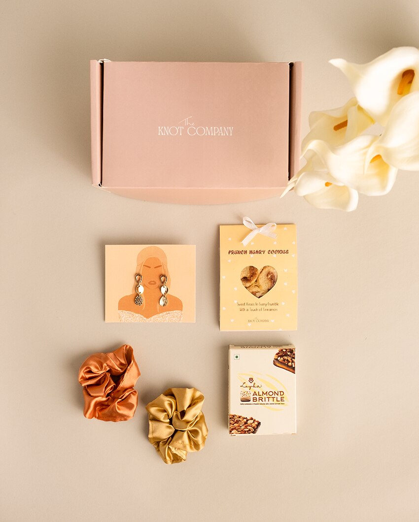 Chic Glam For Your Girl Gift Box