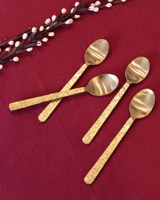 Classy Golden Dinner Spoons | Set of 4