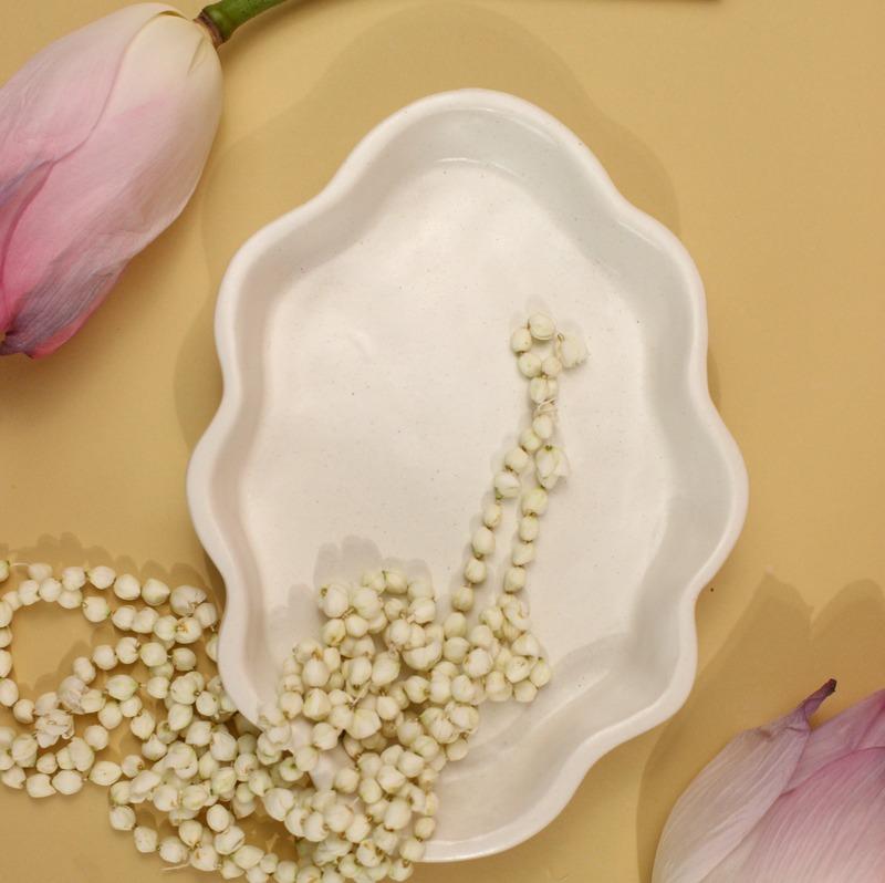 Beautiful Ceramic Cloud Plate White