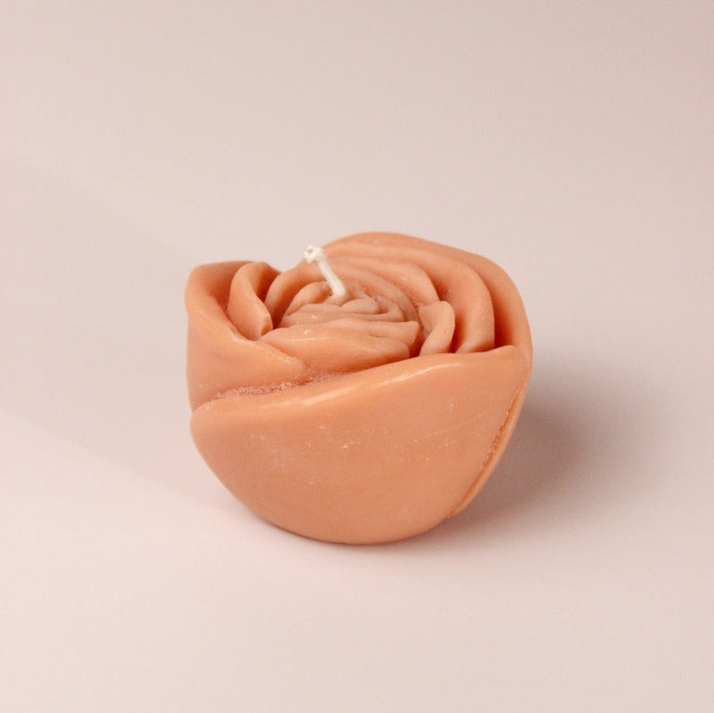 Floral Rose Glow Candles | Hazelnut Delight Peach