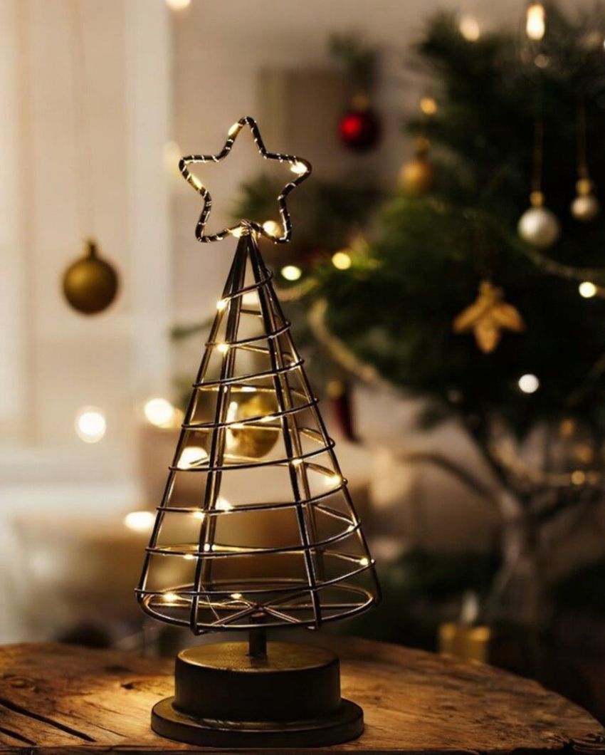 Sleek Metal Christmas Tree Stand | 4 x 12 inches