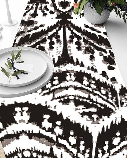 Modern Graphic Patterns Table Runner