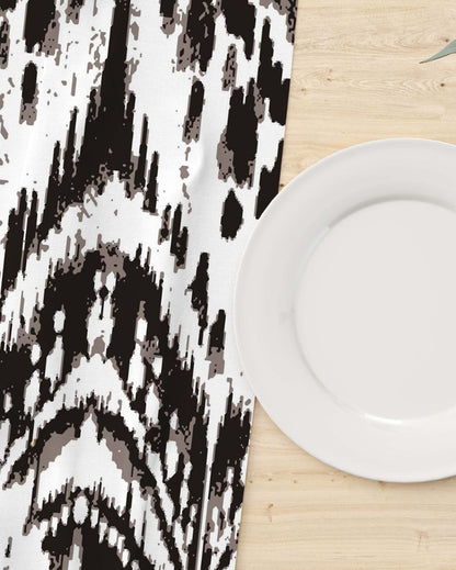 Modern Graphic Patterns Table Runner