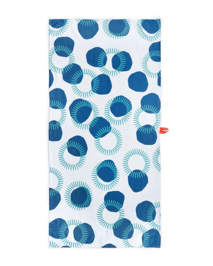 Circles Bamboo Bath Light Weighted Towel | 27 x 55 inches