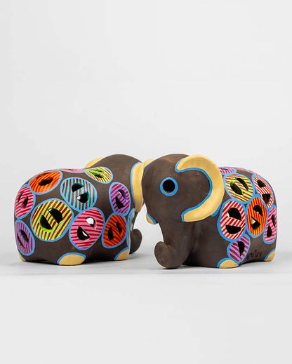 Elegant Design Terracotta Elephant Tealight Cover | 8 x 5 x 5 inches