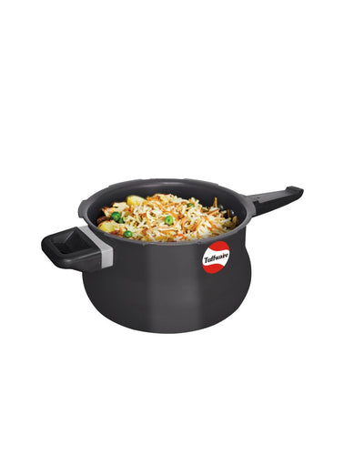 Durable & Scratch-Resistant Aluminum Outer Lid Handi Pressure Cooker