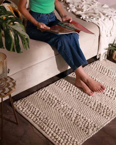 Traditional Pitloom Woven Polyester Rug