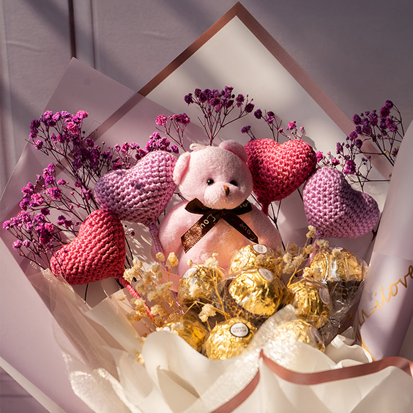 Choco Cuddle Special Love Bouquet | Pack of 14 | 18 x 13 inches