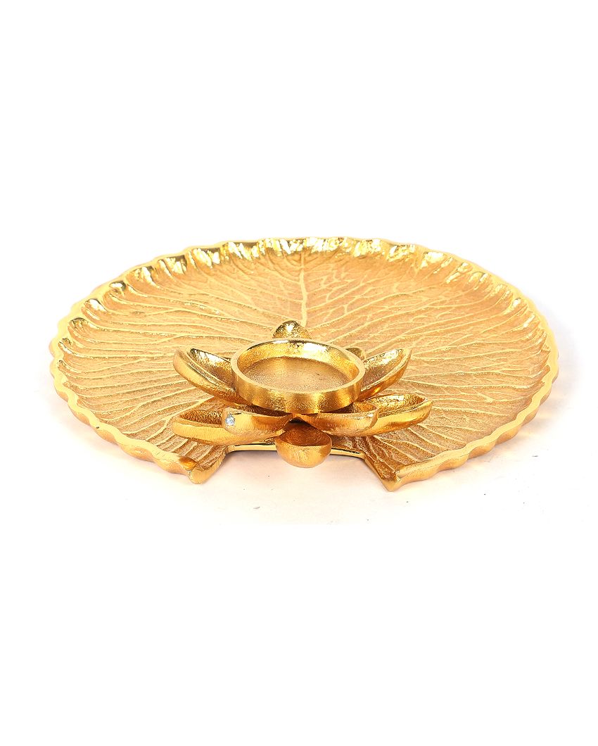 Gold Aluminum Pooja Thali | 7 x 7 x 2 inches