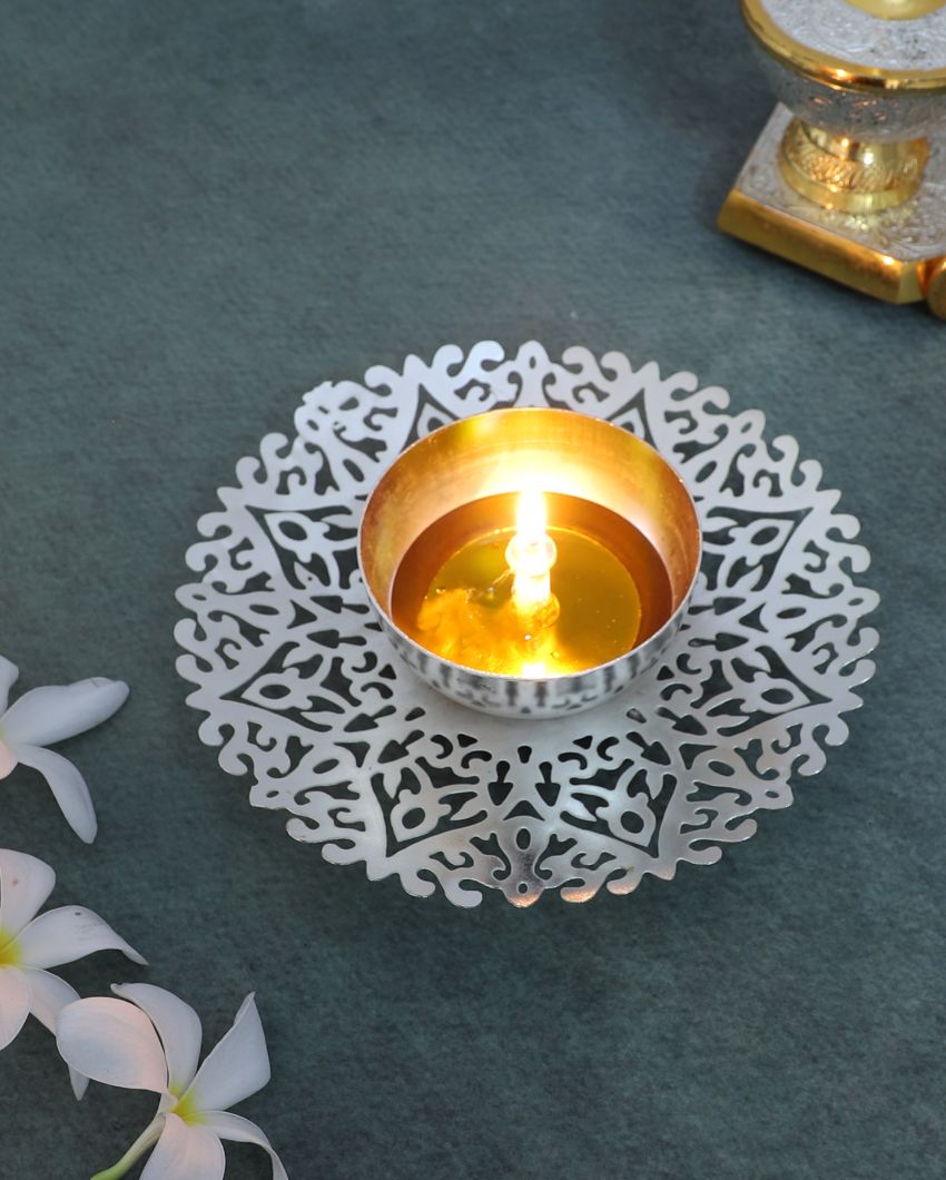 Beautiful Cutwork Silver Shade Akhand Diya | 6 x 2 inches