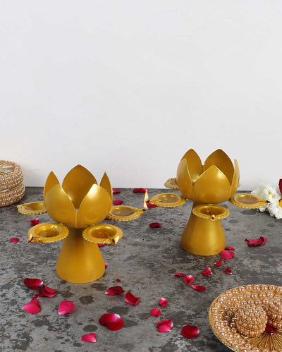 Gold Lotus Tealight Holders | Set Of 2 | 5 x 7 inches
