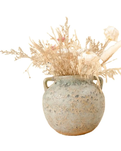 Grand Heritage Vase Timeless Elegance and Classic Sophistication