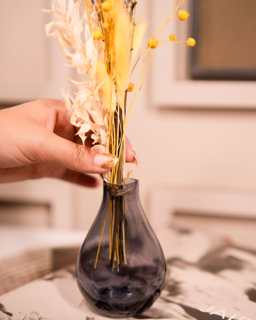 Indigo Elegance Glass Vase with Bunch