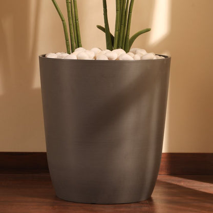 Elegant Verdant Planter Pot Without Plant | 16 x 18 inches