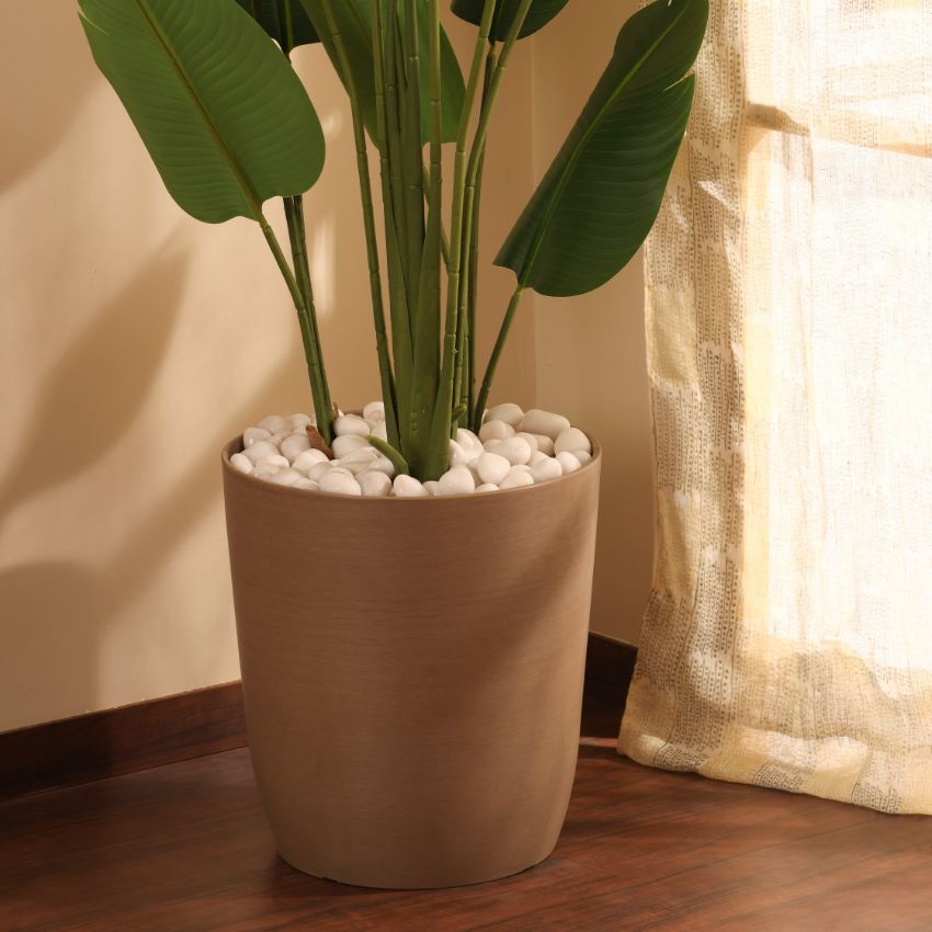 Elegant Verdant Planter Pot Without Plant | 16 x 18 inches