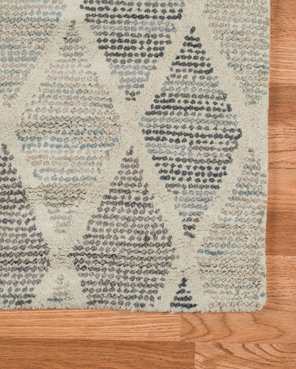 Grey Wool Vector Hand Tufted Carpet | 8x5 ft