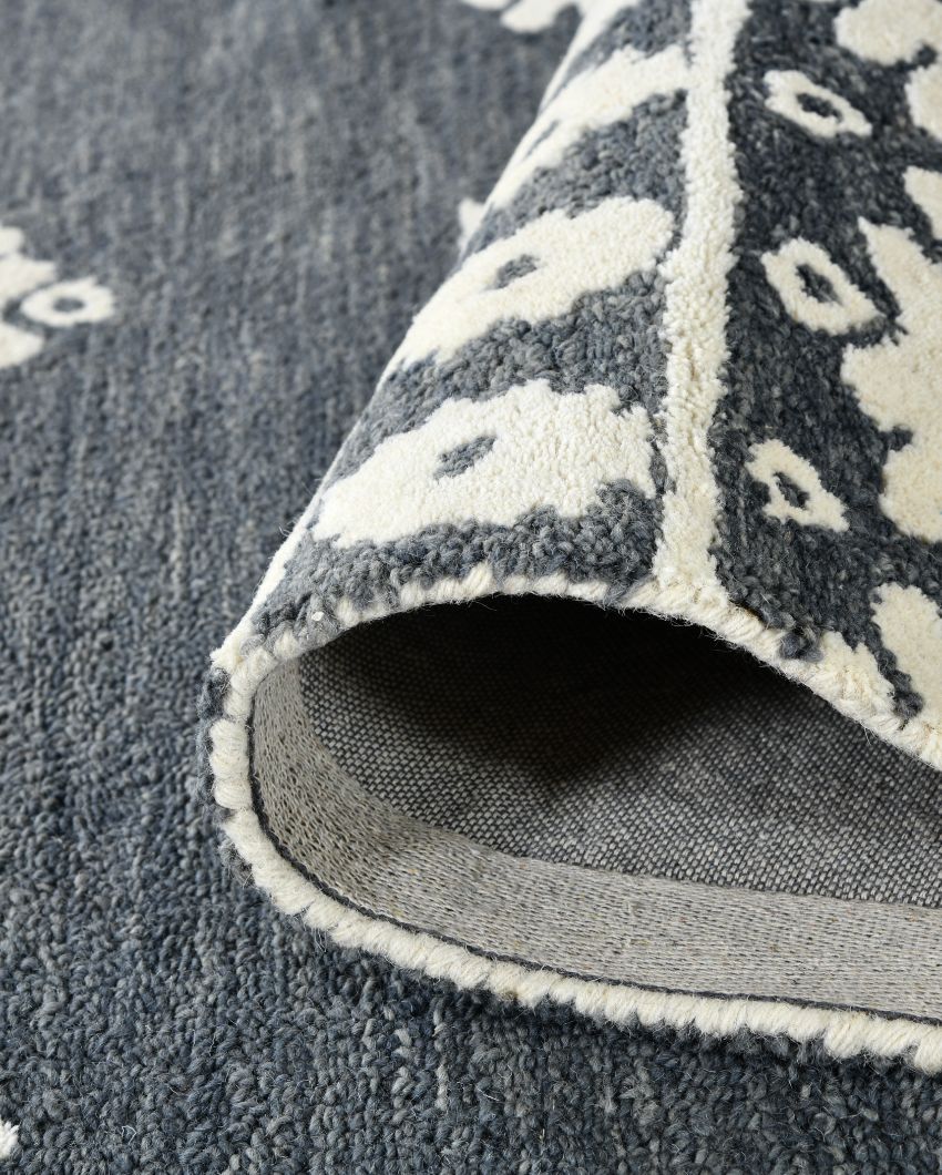 Dark Grey Hand Tufted Wool Vista Carpet | 8x5 ft