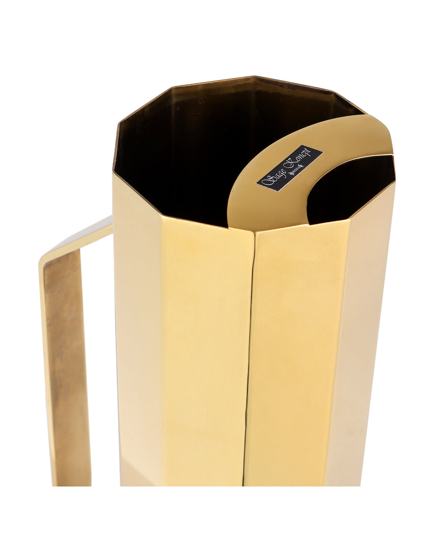 Sleek Modern Aura Serving Jug | 4 x 12 inches