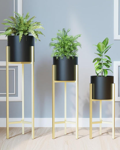 Elegant HELIOS Plant Pot with Stand without Plants | Set of 3