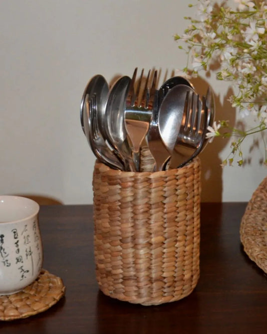 Earthy Touch Water Hyacinth Pen & Cutlery Holder