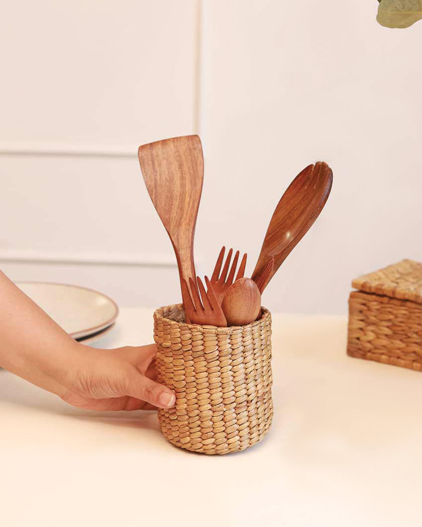 Earthy Touch Water Hyacinth Pen & Cutlery Holder