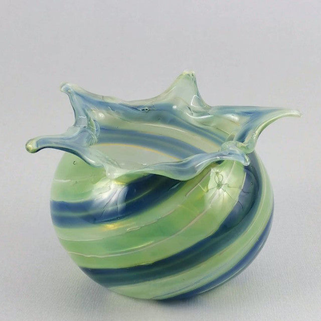 Elegant Art Glass Green Wind Abstract Vase