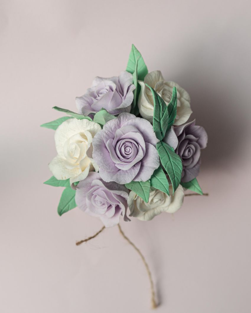 Beautiful Roses Floral Arrangement | 3 x 4 inches