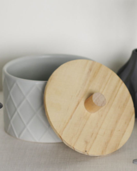 Ceramic Criss-Cross Jar With Wooden Lid