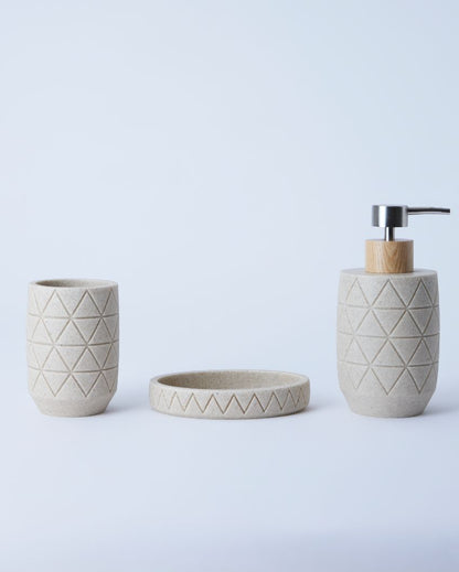 Criss-Cross Design Polyresin Bathroom Set