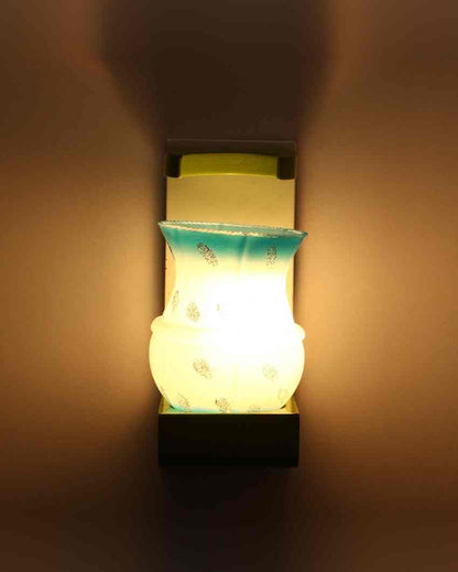 Refined Glow Vintage Style Modern Scone Wall Lamp | 6 x 6 x 9 inches