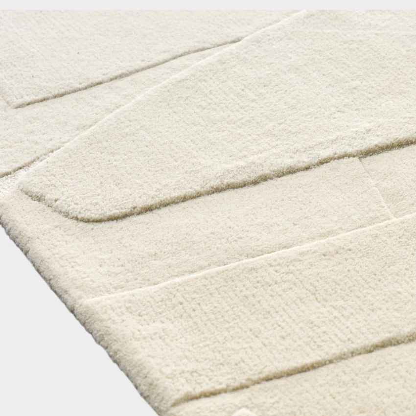 Inviting Beige Aave Wool Floor Covering Rug