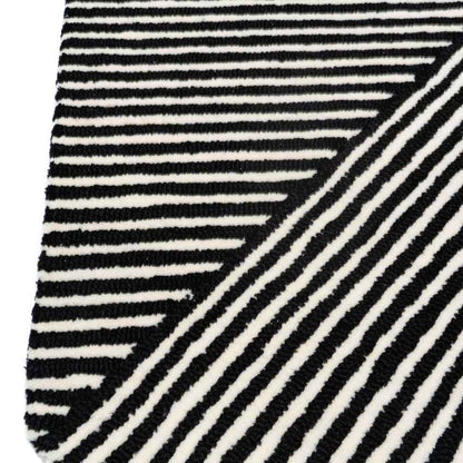 Radiant Black & White Flair Wool Floor Covering Rug