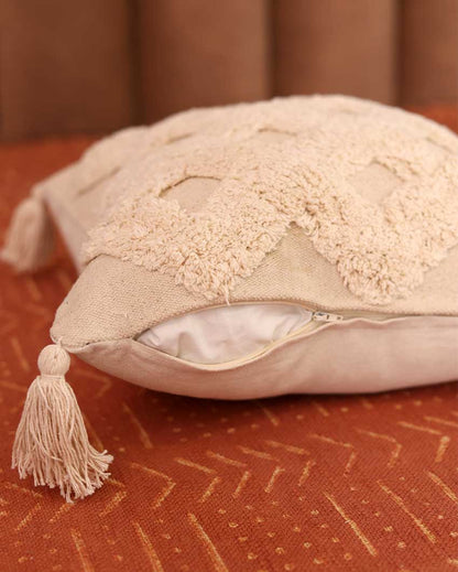 Ivory Criss Cross Tufted Cushion Cover  (Single)