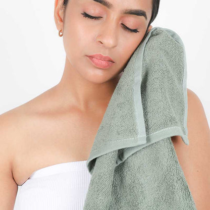 Bambusa Terry Face Towel  | Set of 4 | Multiple Colors Sage Green
