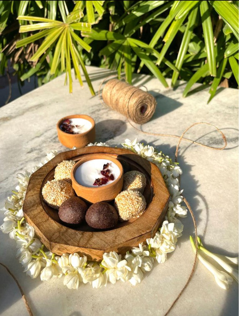 HOHMGRAIN Gift Sets dusaan Doosan dushan Dusan Dosan home & living Decagon Bowl with Seseme ladoos, chocolate ladoos & Diya  Gift Set