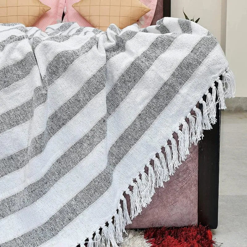 Interior Quotient Throws Dusaan or dussan dushan doosan
