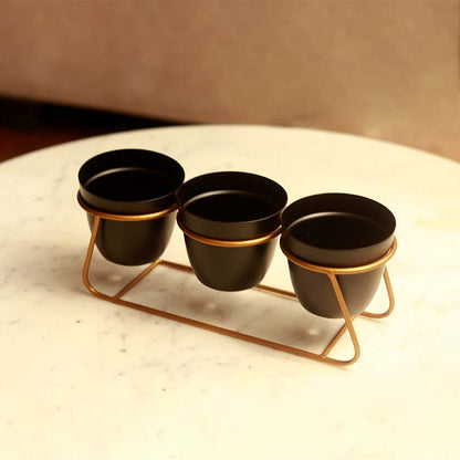 The Quito |  Metal Pot with Stand