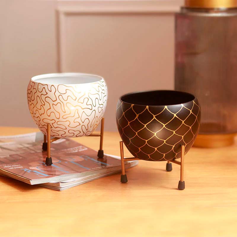 The Rayas | Set of 2 Metal Pots with Stand