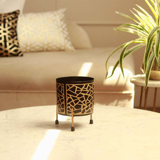 The Zure |  Metal Plant Pot with Stand