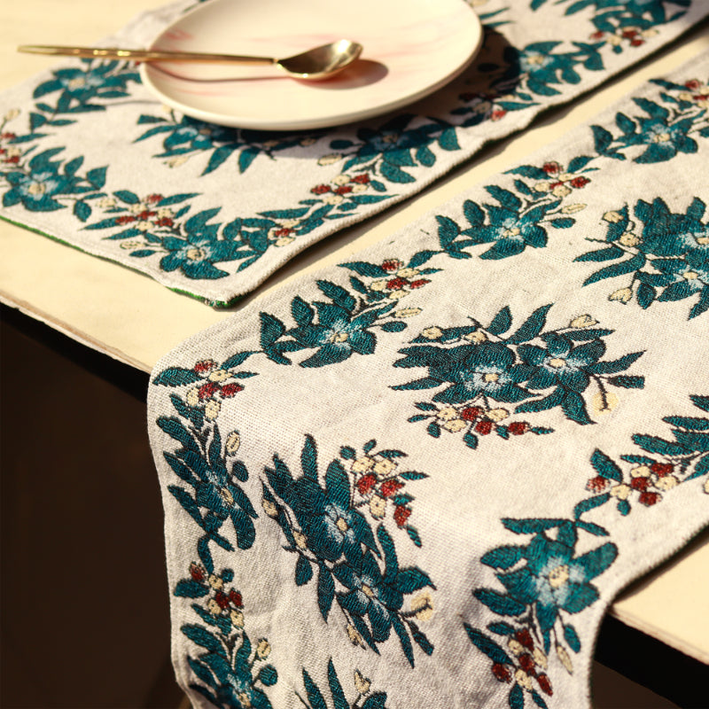 Bella True Table Runners Dusaan or dussan dushan doosan